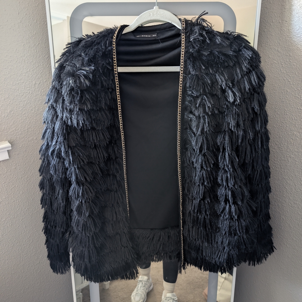 SHEIN Black Textured Teddy Jacket